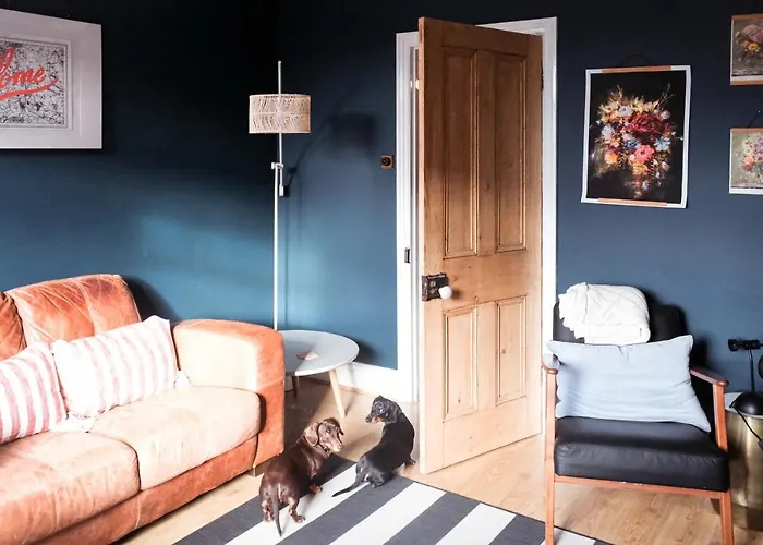 Gorgeous 3 Bed House In Matlock + Garden \'Lookout\'