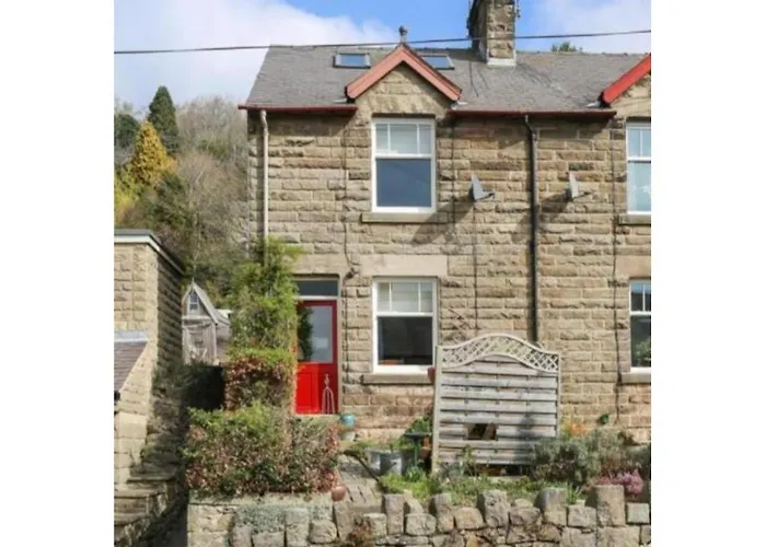 Gorgeous 3 Bed House In Matlock + Garden \'Lookout\'