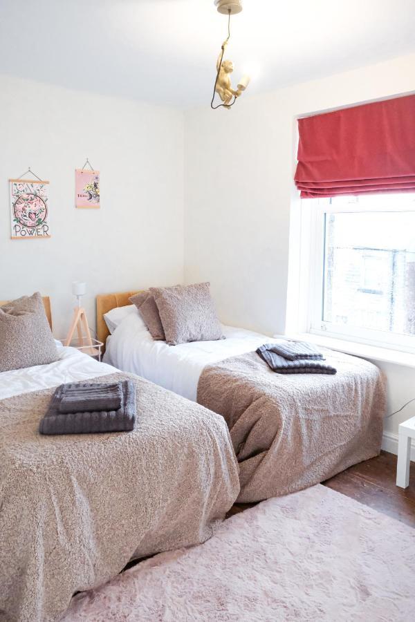 Gorgeous 3 Bed House In Matlock + Garden 'lookout' Matlock (Derbyshire)